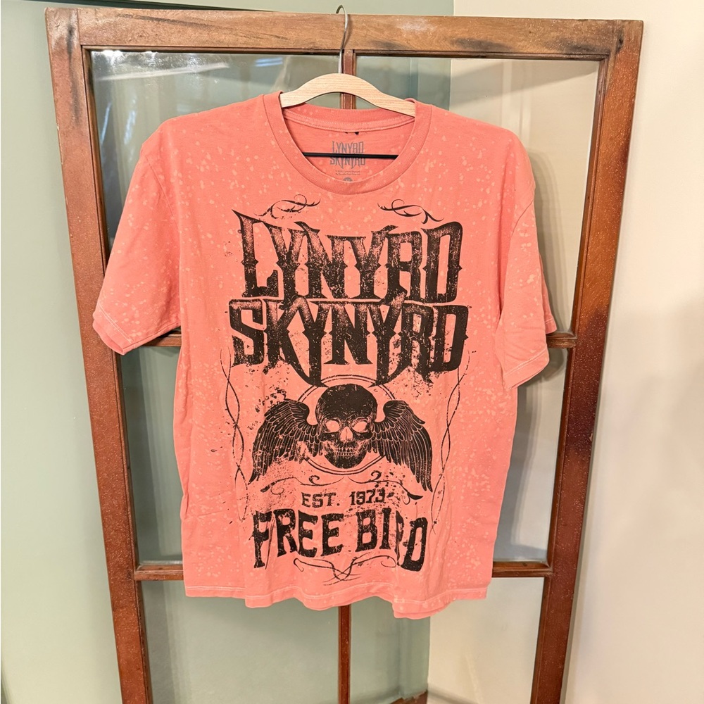 Lynyrd Skynyrd Coral Short Sleeve Graphic Tee